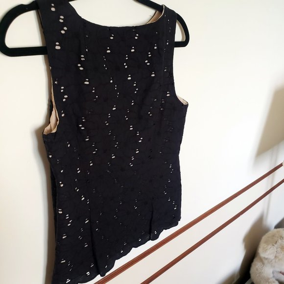 LAUNDRY BY SHELLI SEGAL BLACK EYELET TOP - Picture 5 of 12